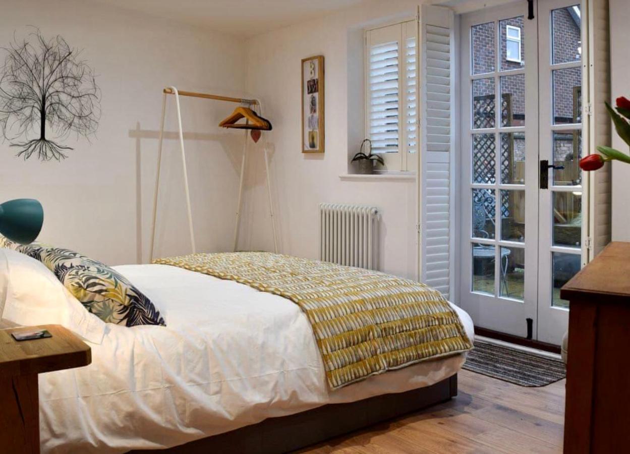 The Snug Entire Home Sleeps 2, Stratford Upon Avon Shottery Eksteriør bilde